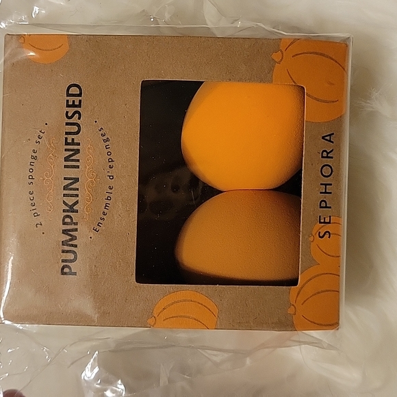 Sephora Other - Pumpkin infused makeup sponges